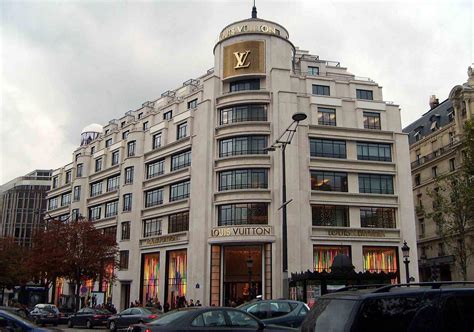 hotel louis vuitton paris precio